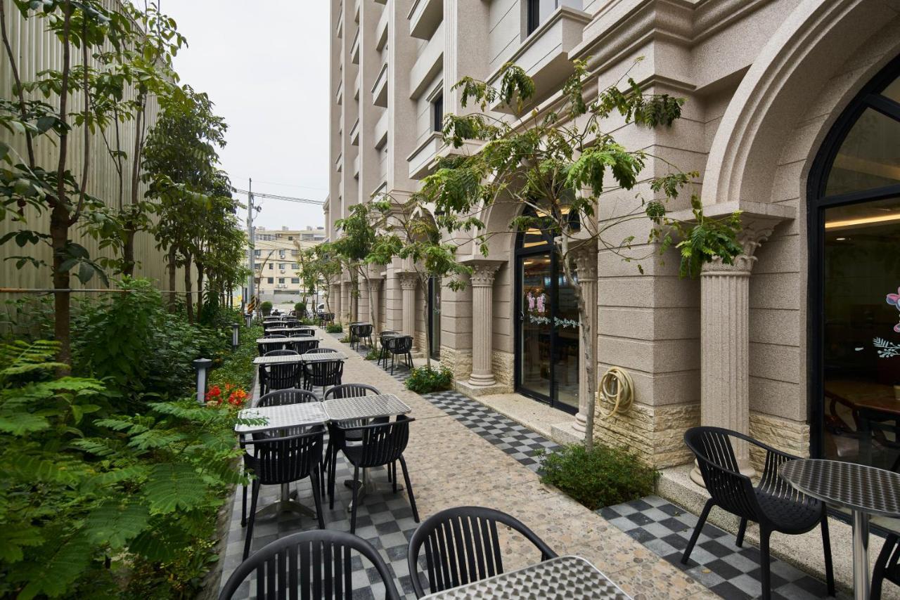 Menippe Hotel Гаосюн Экстерьер фото